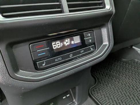 Used 2025 Volkswagen Atlas SEL Premium R-Line AWD/4WD image 26