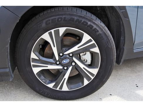 Certified 2025 Subaru Crosstrek 2.5i Premium AWD/4WD image 29