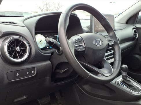 Certified 2022 Hyundai Kona Limited w/ Cargo Package image 26