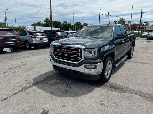 Used 2017 GMC Sierra 1500 SLE w/ SLE Value Package RWD image 7