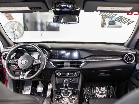 Used 2023 Alfa Romeo Stelvio Quadrifoglio AWD/4WD image 37