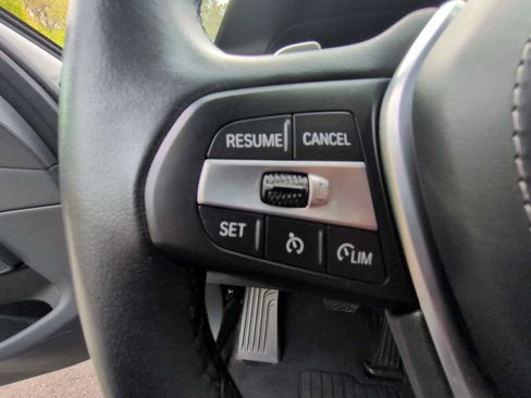 Used 2022 BMW X5 sDrive40i w/ Parking Assistance Package RWD image 24