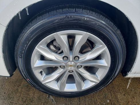 Used 2024 Chevrolet Malibu LT image 44