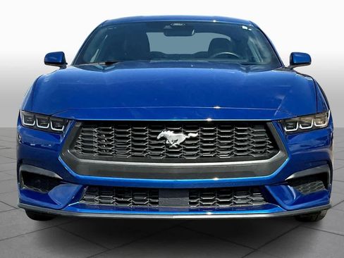 Used 2024 Ford Mustang Premium image 3