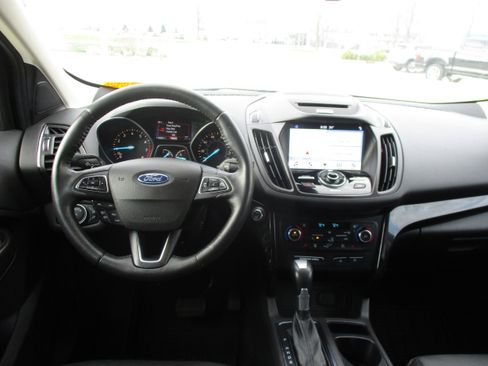 Used 2017 Ford Escape Titanium FWD image 10