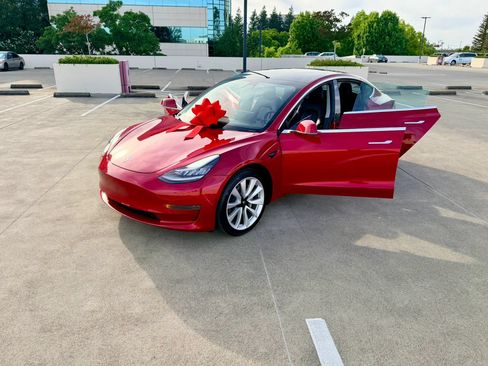 Used 2020 Tesla Model 3 Standard Range Plus RWD image 57