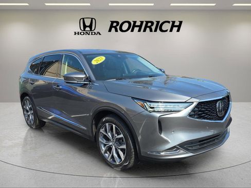 Used 2023 Acura MDX SH-AWD w/ Technology Package image 3