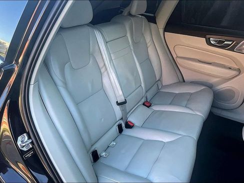 Used 2018 Volvo XC60 T6 Inscription w/ Convenience Package AWD/4WD image 37
