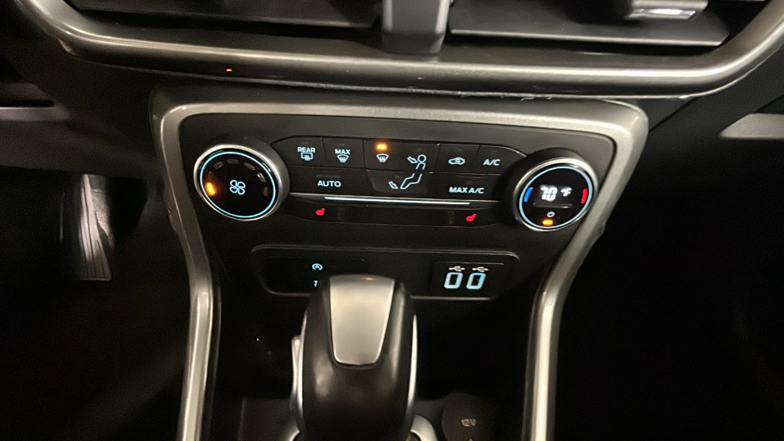 Used 2018 Ford EcoSport SE AWD/4WD image 26