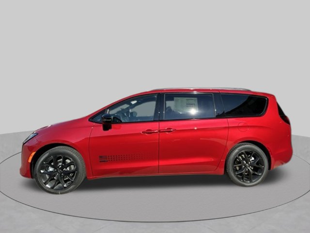 New 2027 Chrysler Pacifica Select FWD image 6