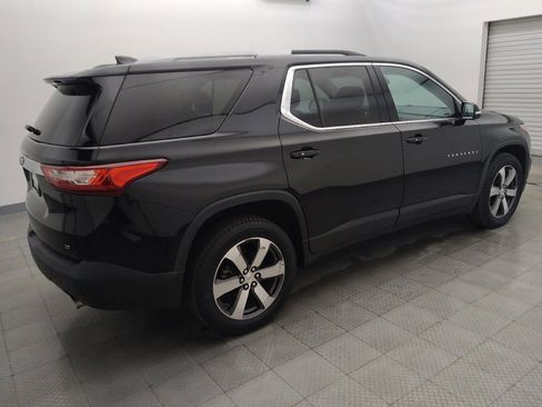 Used 2018 Chevrolet Traverse LT w/ LPO, Floor Liner Package FWD image 10