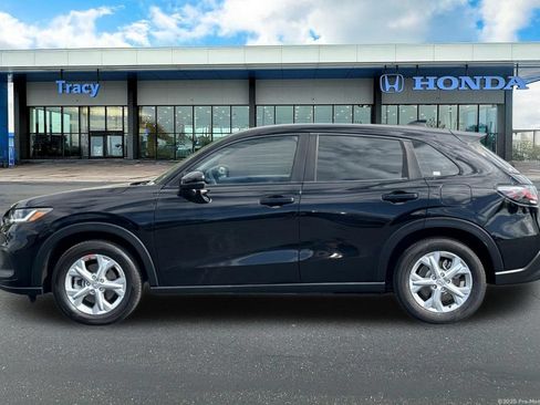 Certified 2023 Honda HR-V LX image 12