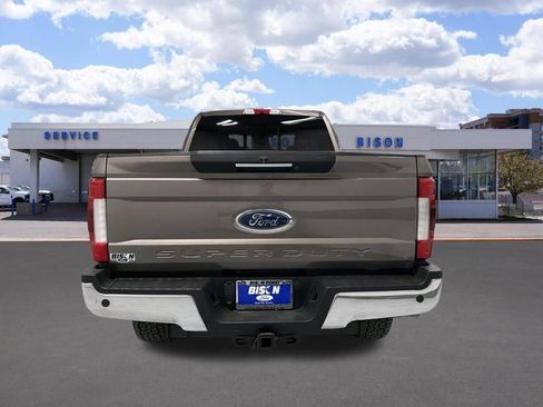Used 2019 Ford F350 Lariat w/ Lariat Ultimate Package AWD/4WD image 4