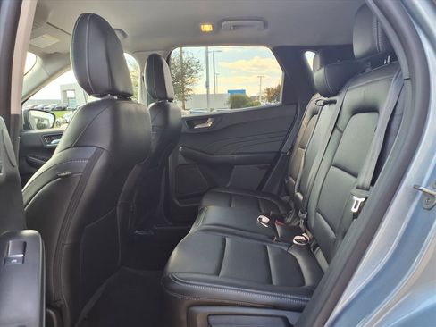 Used 2022 Ford Escape SEL w/ Technology Package image 10