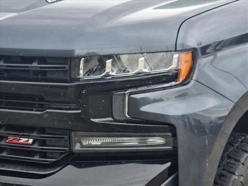 Used 2020 Chevrolet Silverado 1500 LT Trail Boss AWD/4WD image 9