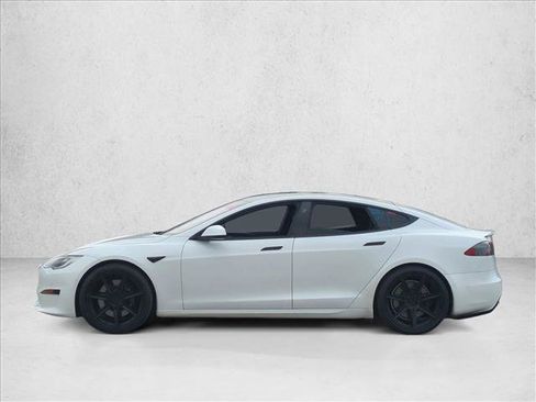 Used 2021 Tesla Model S Plaid image 8
