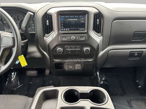 Used 2019 Chevrolet Silverado 1500 Custom w/ Custom Value Package image 12