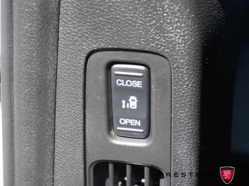 Used 2024 Honda Odyssey EX-L image 33