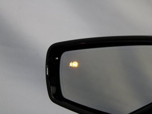 Used 2025 Cadillac CT5 V w/ Technology Package image 35