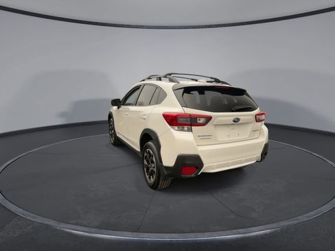 Certified 2022 Subaru Crosstrek 2.0i Premium w/ Moonroof Package image 6