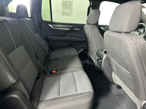 Used 2025 GMC Acadia Elevation w/ LPO, Floor Liner Package AWD/4WD image 31