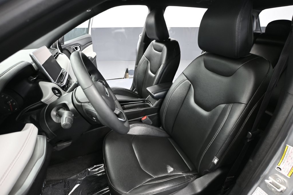 Used 2025 Jeep Compass Limited AWD/4WD image 18