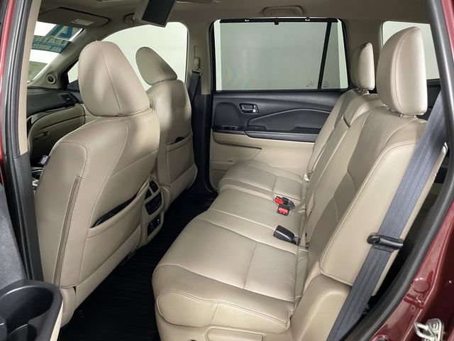 Used 2021 Honda Pilot Touring image 19