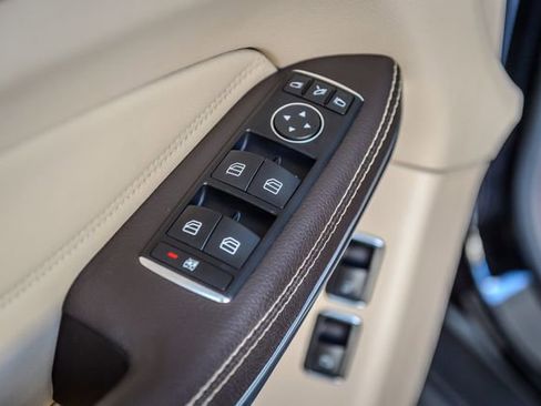 Used 2017 Mercedes-Benz GLS 550 4MATIC image 59