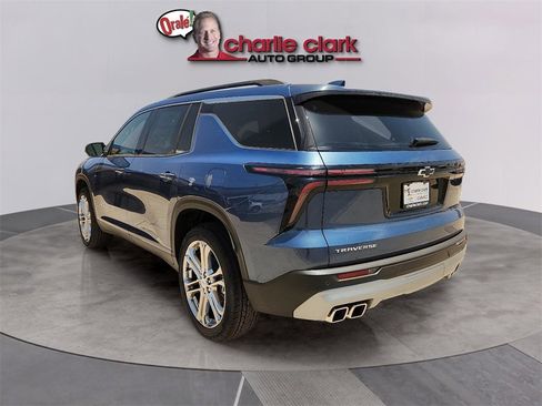 New 2025 Chevrolet Traverse LT w/ Driver Confidence Package image 3