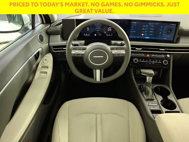 Used 2026 Hyundai Sonata SE FWD image 13