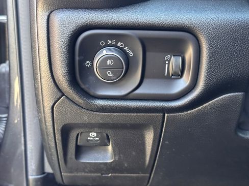 Used 2022 RAM 1500 Rebel image 25