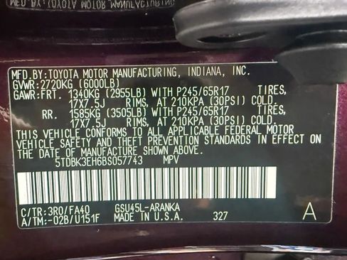 Used 2011 Toyota Highlander 4WD w/ Tech Pkg image 34