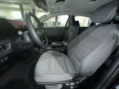 New 2025 Kia K4 EX image 13