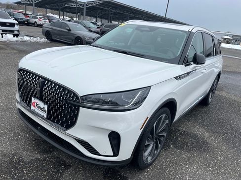 New 2026 Lincoln Aviator Reserve AWD/4WD image 32