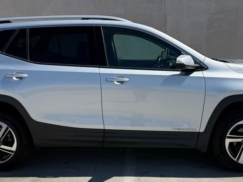 Used 2020 GMC Terrain SLT w/ Preferred Package AWD/4WD image 6