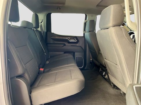 Used 2024 Chevrolet Silverado 1500 LT image 28