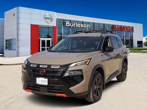 New 2026 Nissan Rogue SV AWD/4WD image 1