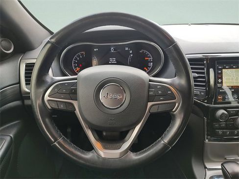 Certified 2021 Jeep Grand Cherokee Laredo X image 14