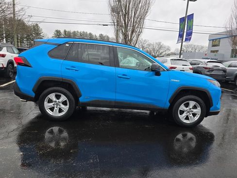 Certified 2021 Toyota RAV4 LE AWD/4WD image 8