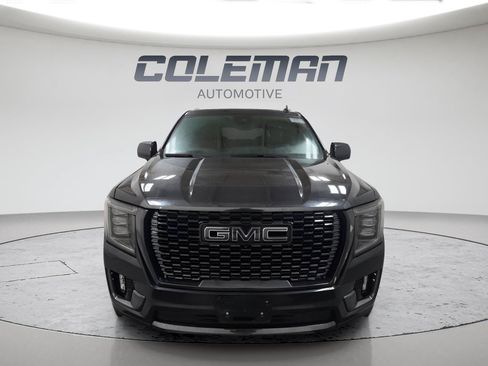 Used 2023 GMC Yukon Denali Ultimate AWD/4WD image 2