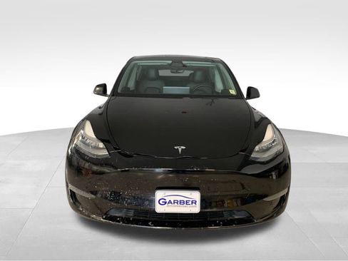 Used 2021 Tesla Model Y Long Range image 8