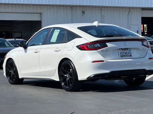 Certified 2025 Honda Civic Sport image 5