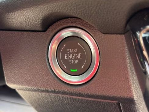 New 2026 Chevrolet Traverse Z71 w/ Enhanced Driving Package AWD/4WD image 29