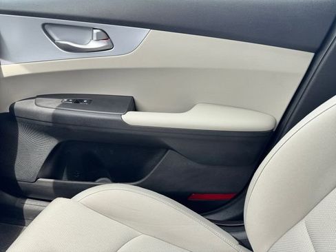 Used 2023 Kia Forte LXS FWD image 20