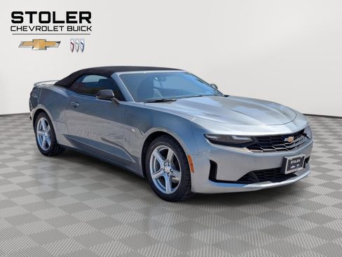 Used 2023 Chevrolet Camaro LT RWD image 7