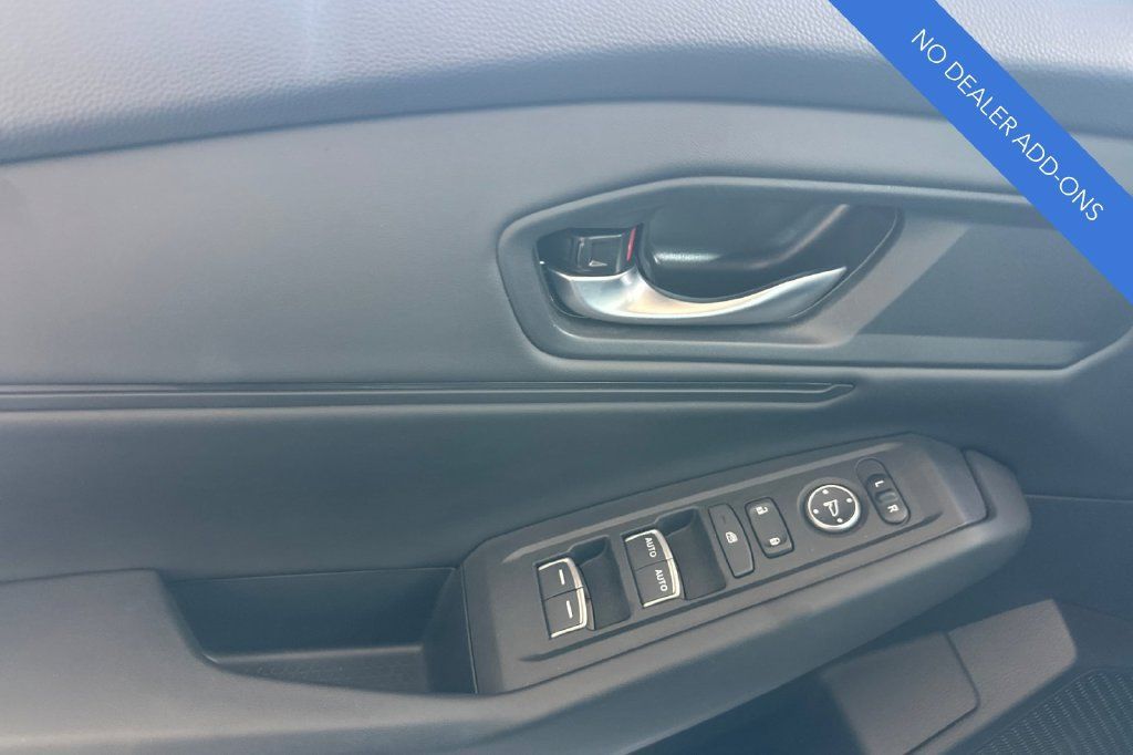 Certified 2025 Honda Accord SE image 11