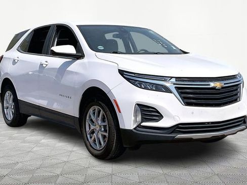 Used 2022 Chevrolet Equinox LT image 1