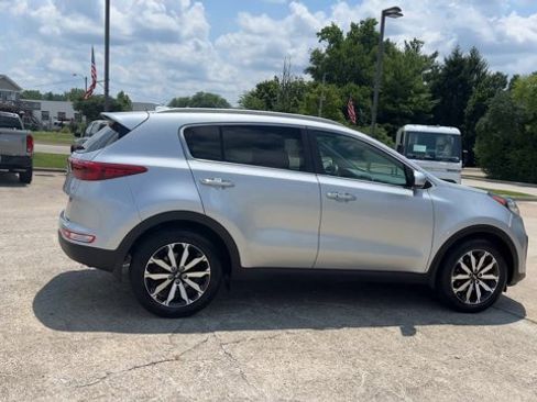 Used 2017 Kia Sportage EX FWD image 9