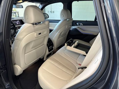 Used 2021 BMW X5 xDrive40i w/ Premium Package AWD/4WD image 21