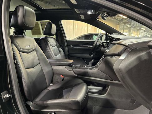 Used 2023 Cadillac XT5 Premium Luxury AWD/4WD image 12